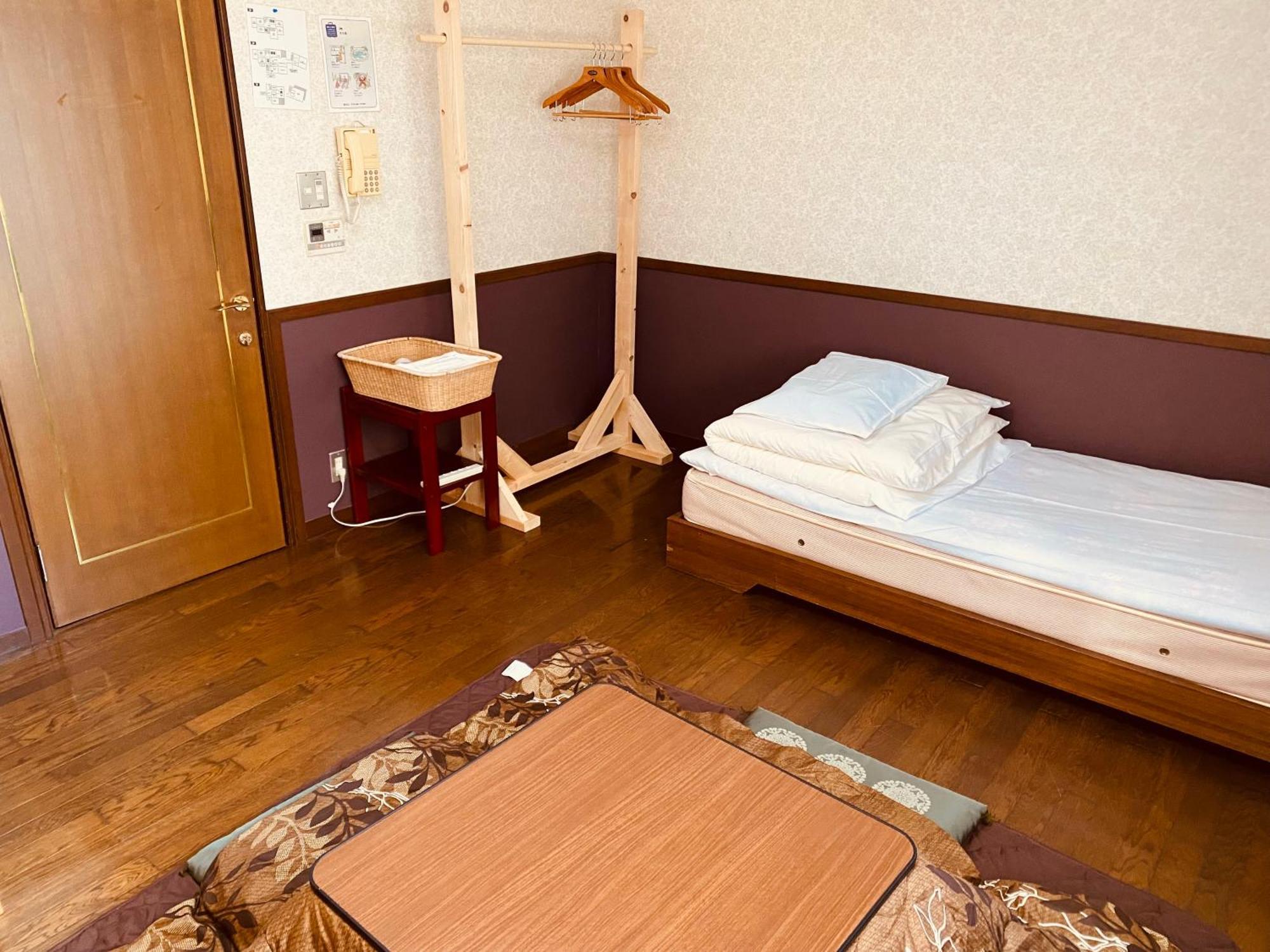 Guest House Nishiborakan Gujo Luaran gambar